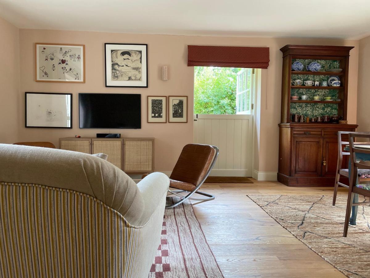 Peaceful Cottage With Private Garden Hailsham Bagian luar foto