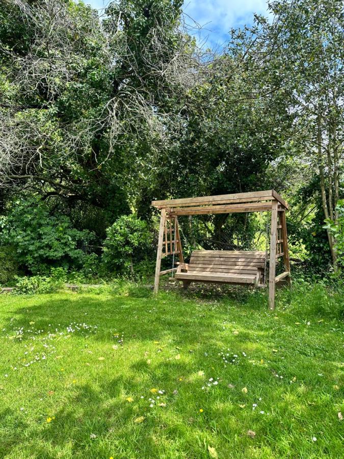 Peaceful Cottage With Private Garden Hailsham Bagian luar foto