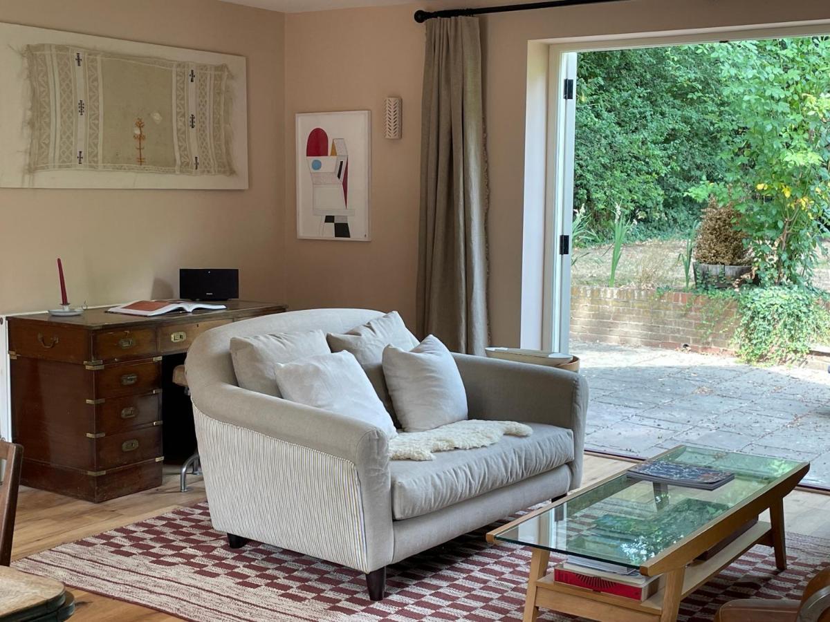 Peaceful Cottage With Private Garden Hailsham Bagian luar foto